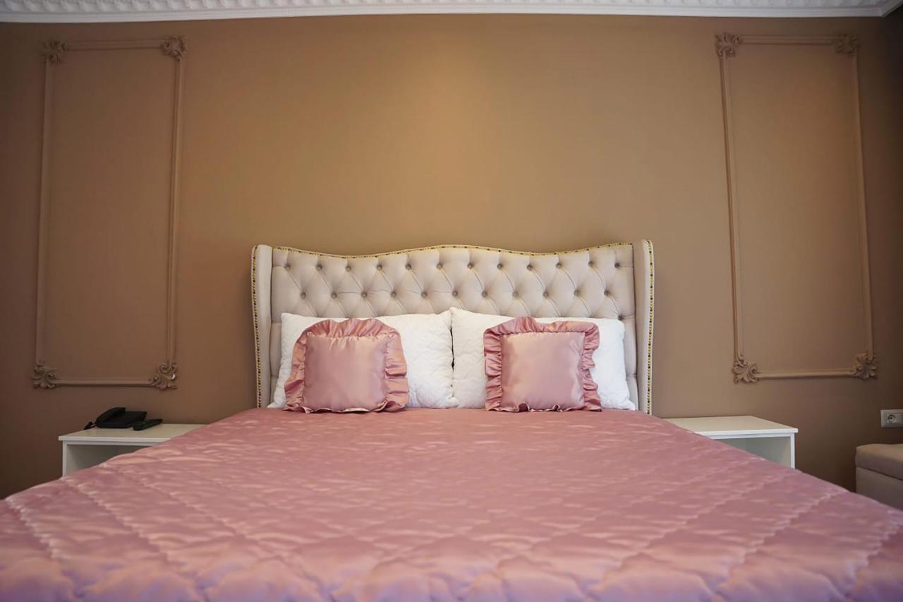 Hotel Eiffel Yrshek Luaran gambar