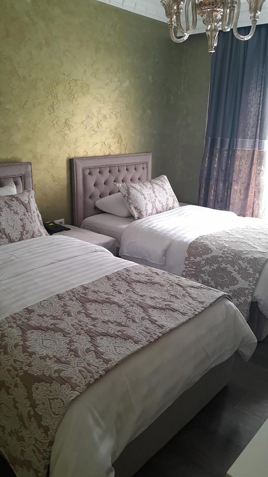 Hotel Eiffel Yrshek Luaran gambar