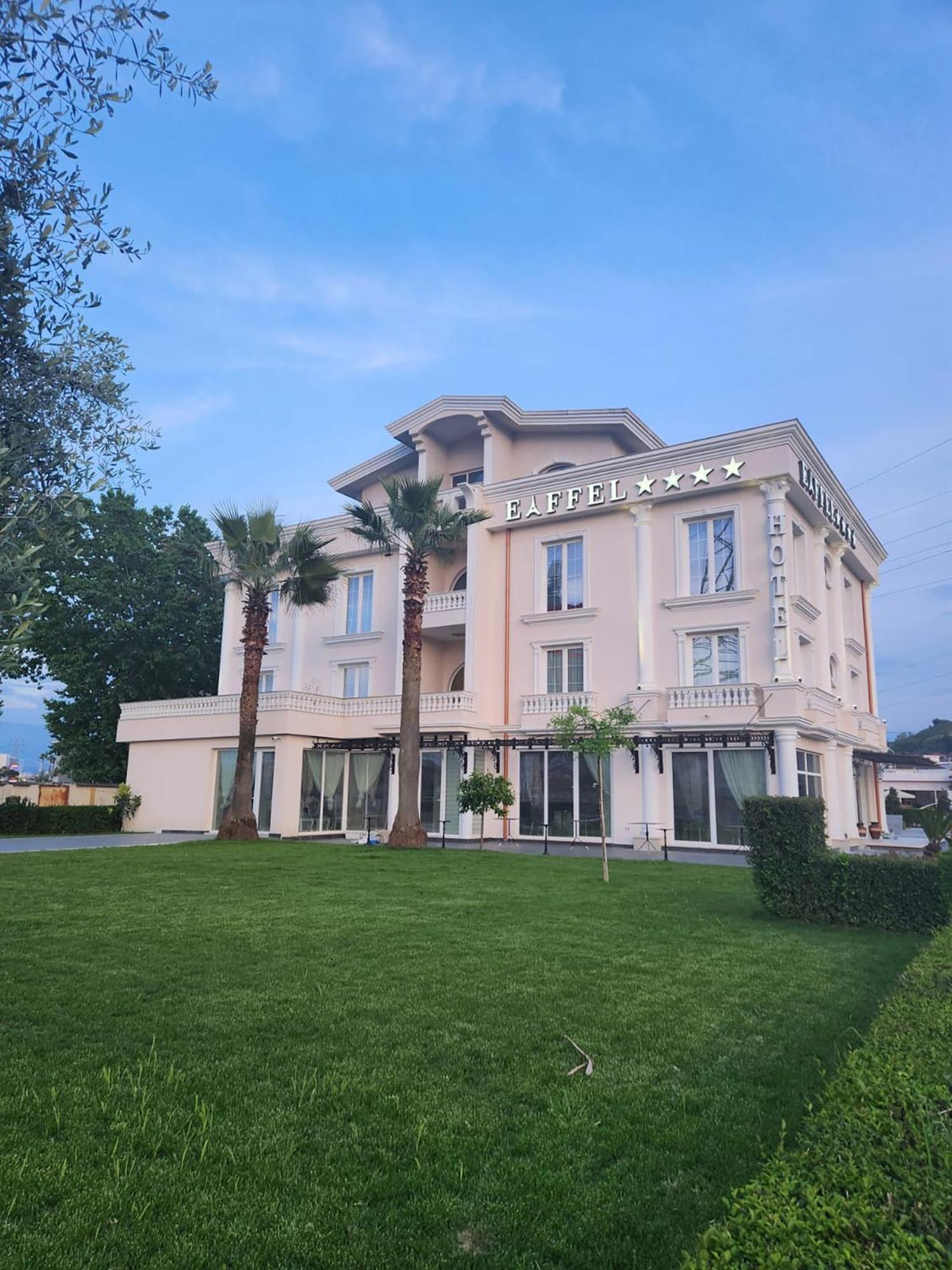 Hotel Eiffel Yrshek Luaran gambar