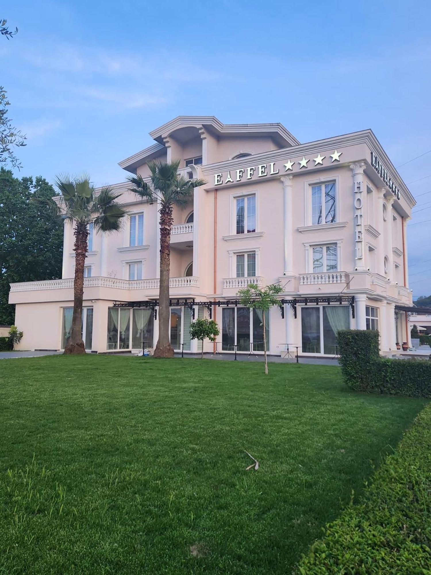 Hotel Eiffel Yrshek Luaran gambar