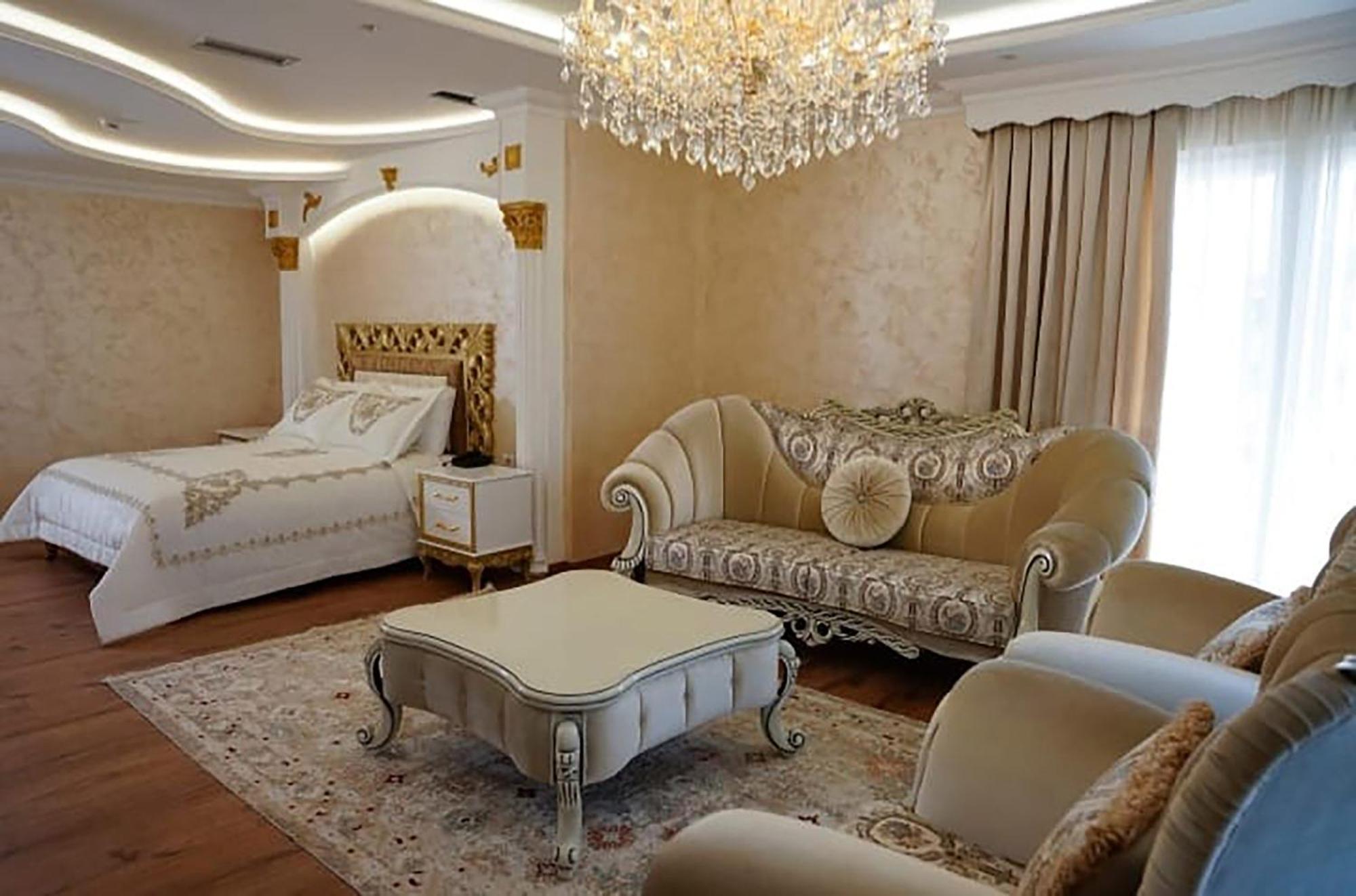 Hotel Eiffel Yrshek Luaran gambar