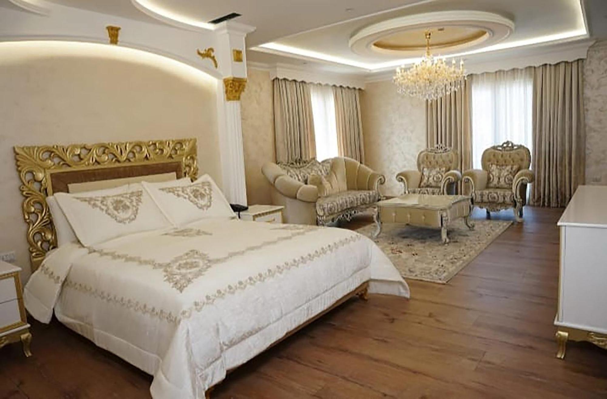 Hotel Eiffel Yrshek Luaran gambar