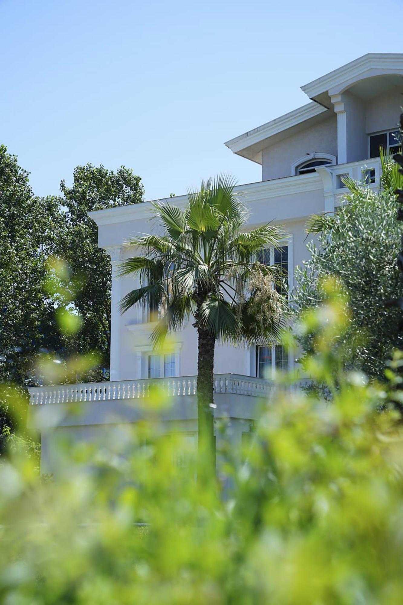 Hotel Eiffel Yrshek Luaran gambar