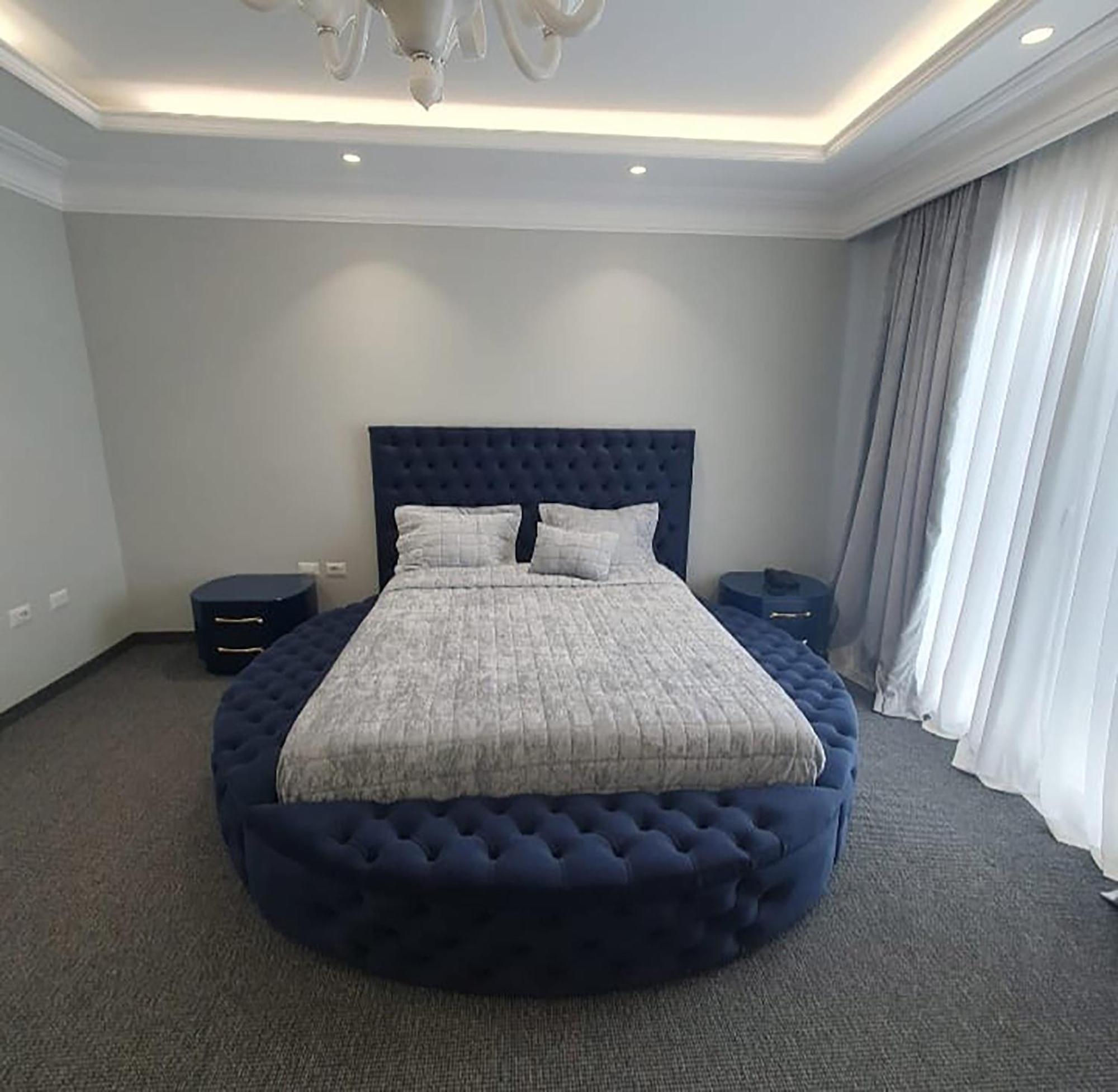 Hotel Eiffel Yrshek Luaran gambar