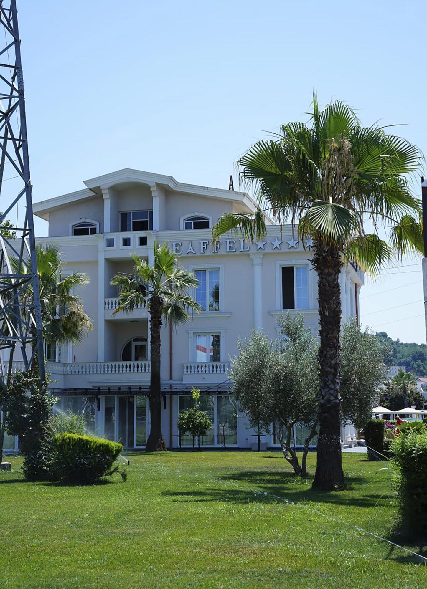 Hotel Eiffel Yrshek Luaran gambar